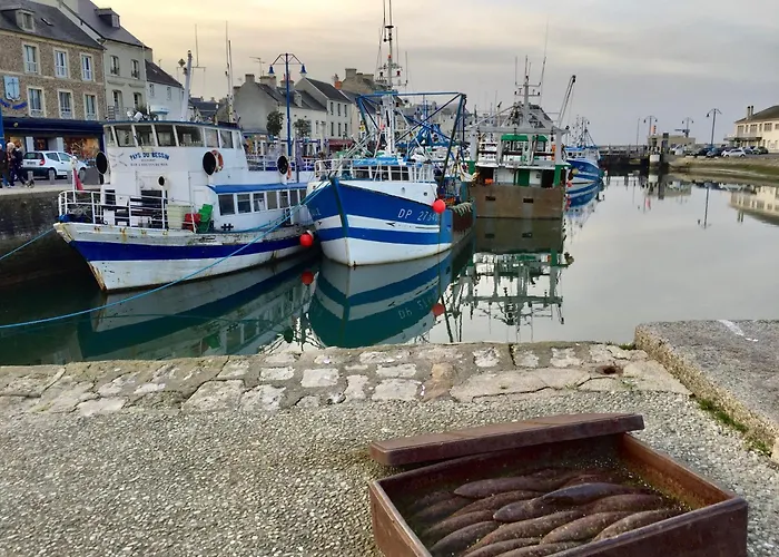 En Plein Coeur De En Bessin - Cote Port-en-Bessin-Huppain